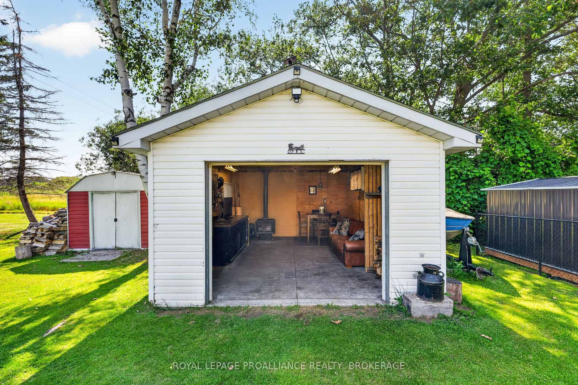47 Riverview Drive photo 43