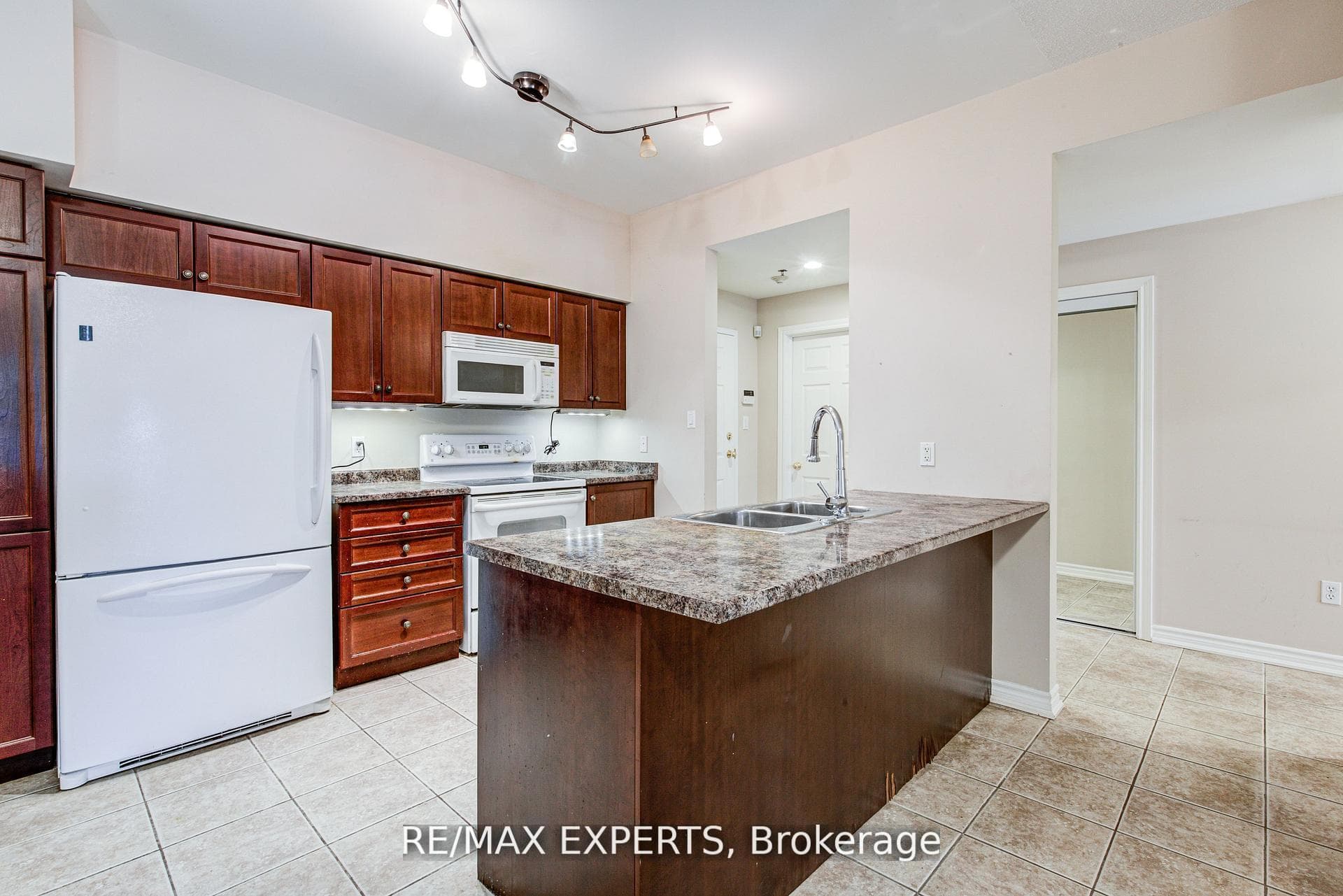 391 Plains Road Unit 102 photo 13