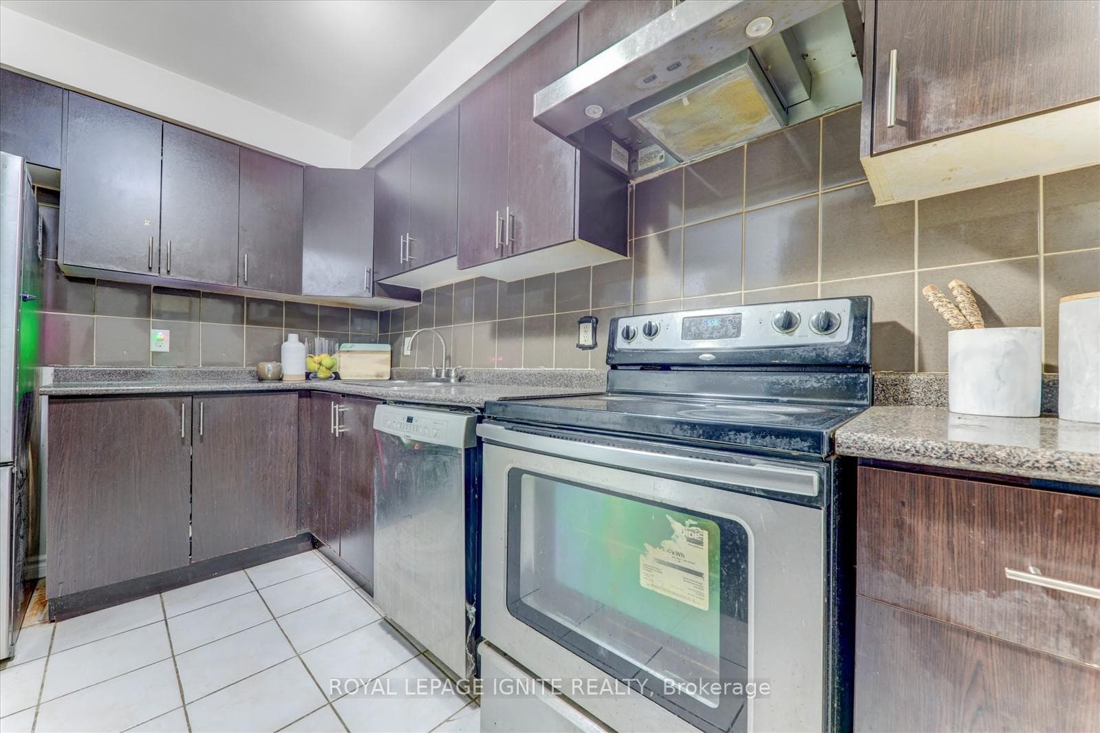10 Livonia Place Unit 149 photo 13