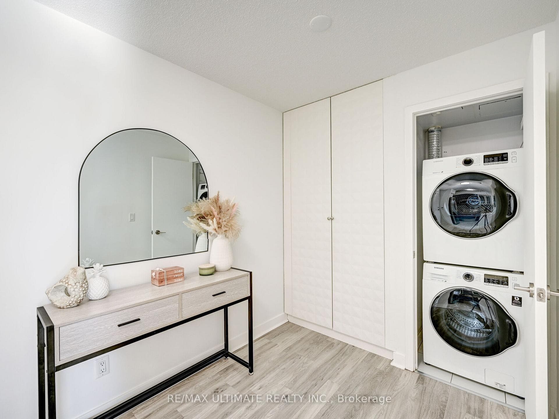 120 Dallimore Circle Unit 220 photo 6