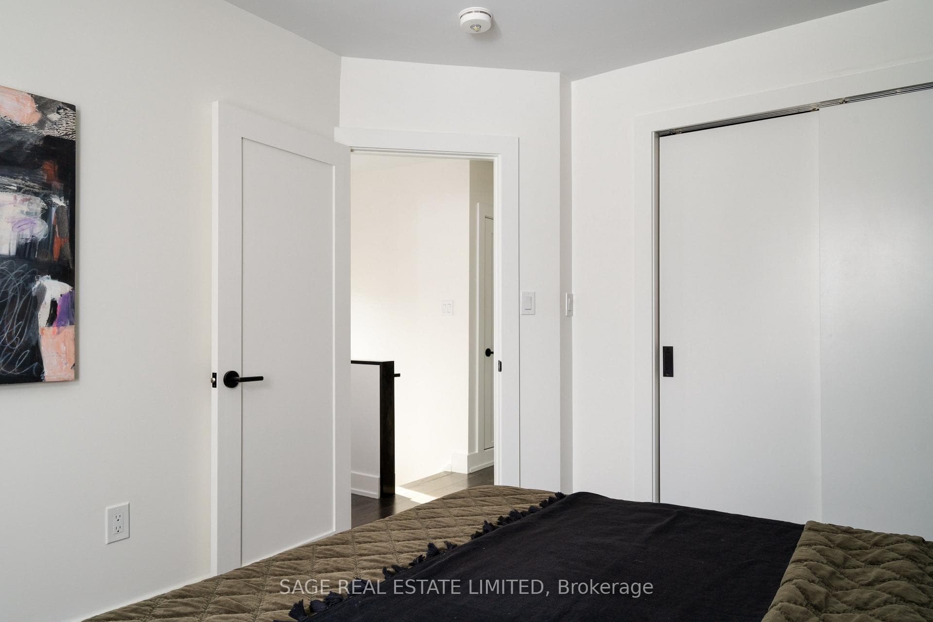 276 Oakwood Avenue photo 27