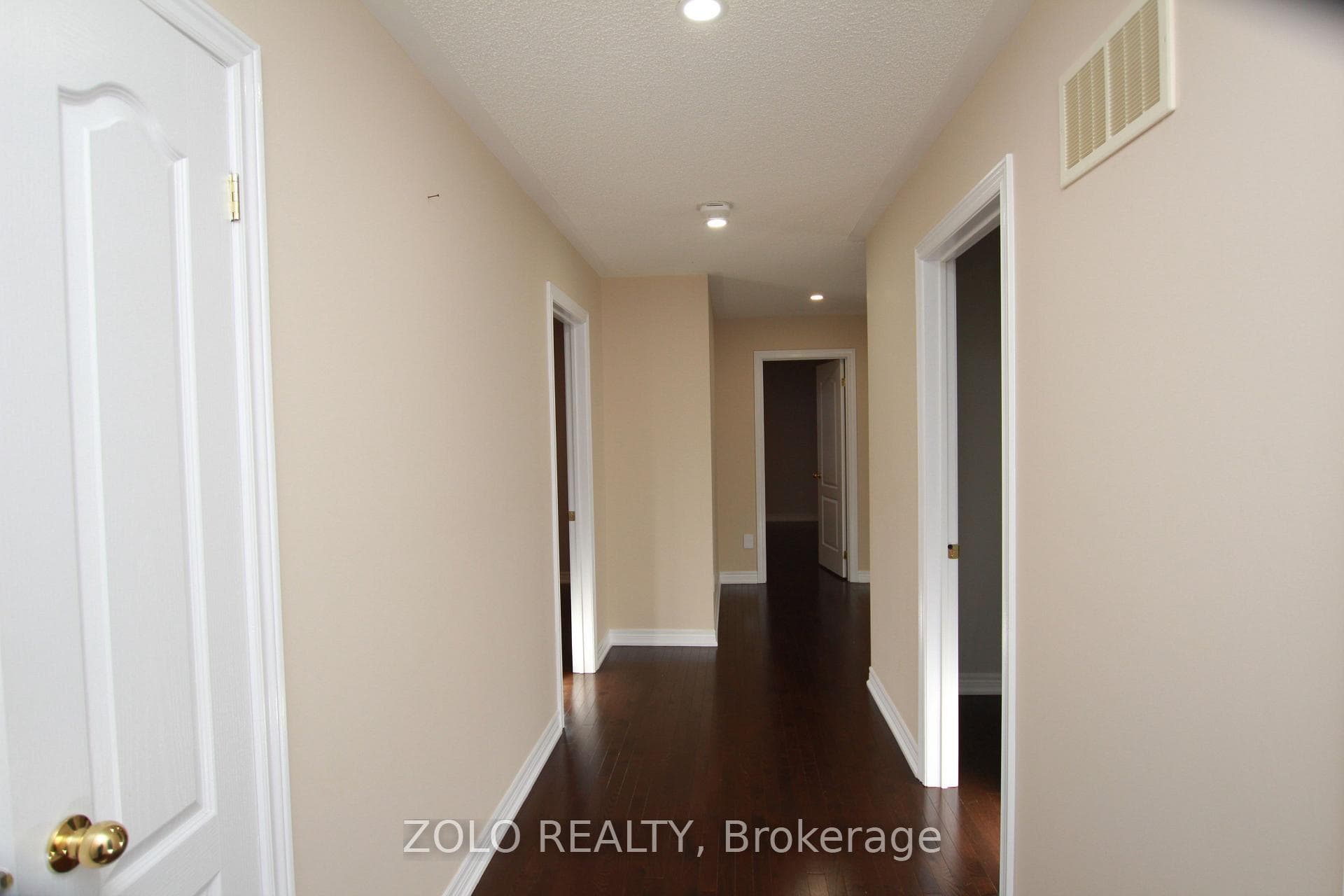 1431 Lormel Gate Avenue Innisfil