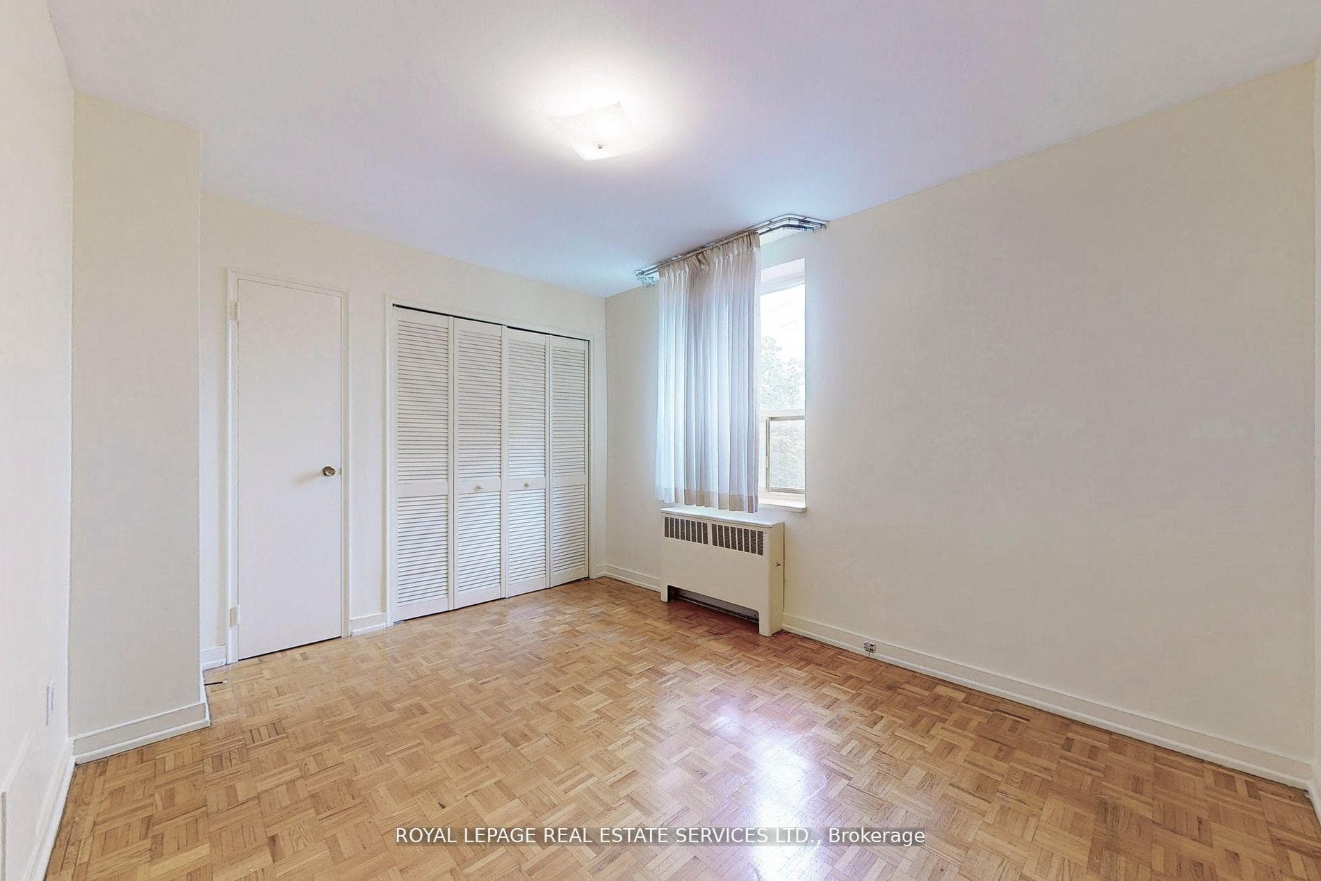 160 The Donway West N/A Unit 201 photo 18