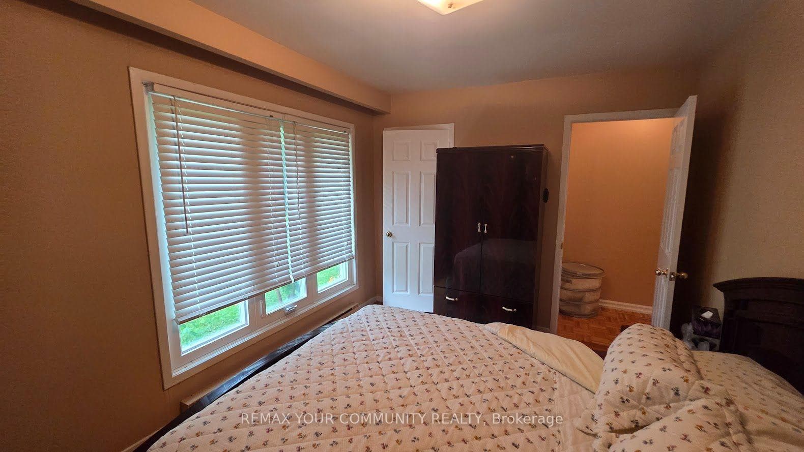 3rd Bedroom to Door