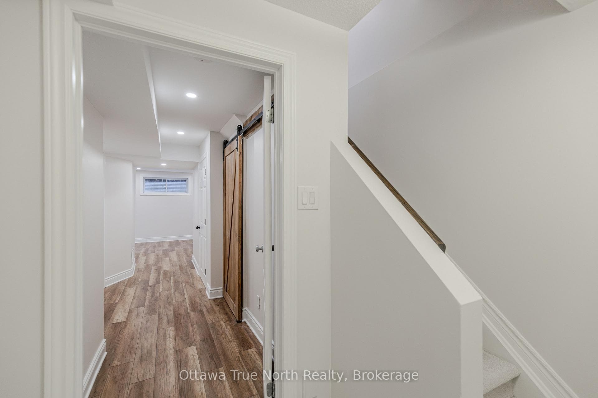 218 Keyrock Drive photo 28