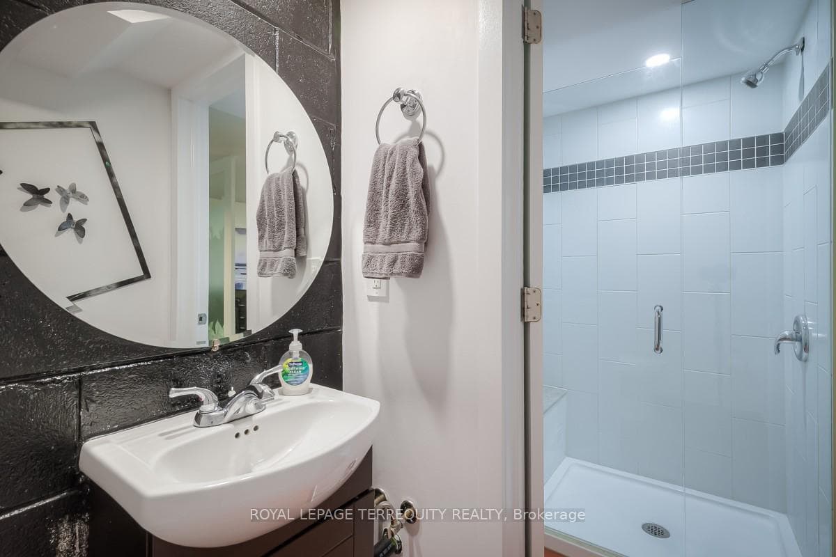 26A Scarlett Road Unit BSMT photo 16