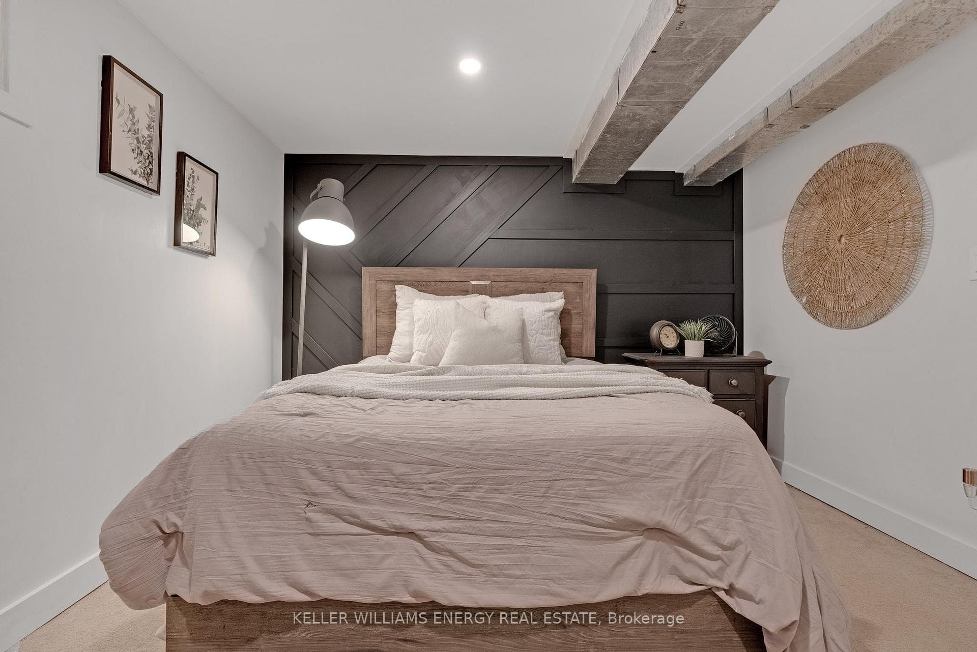 9 Rosalynne Avenue photo 33