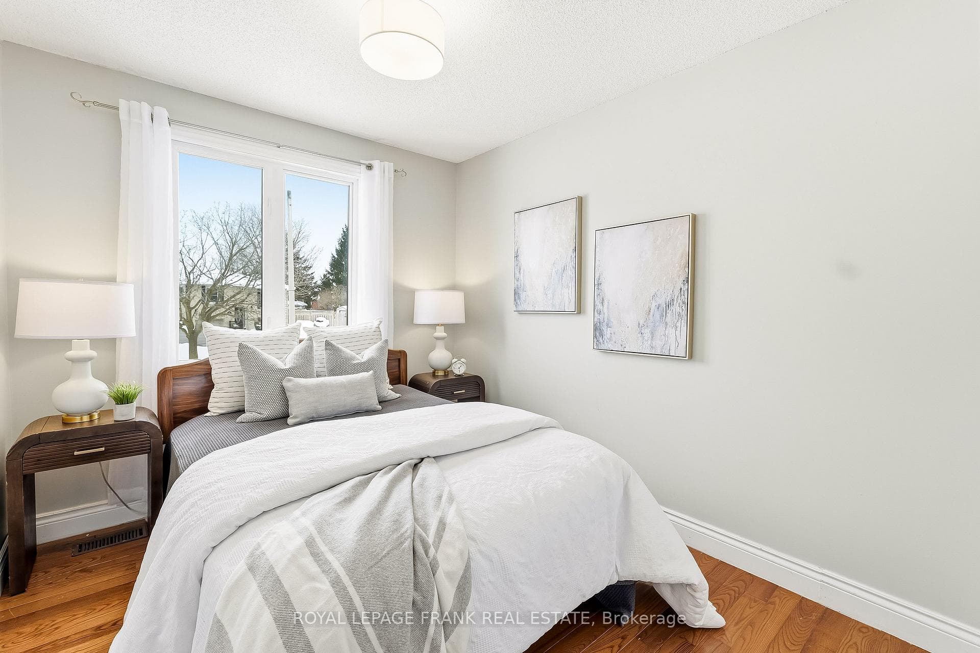 8 Ridgeview Drive photo 22