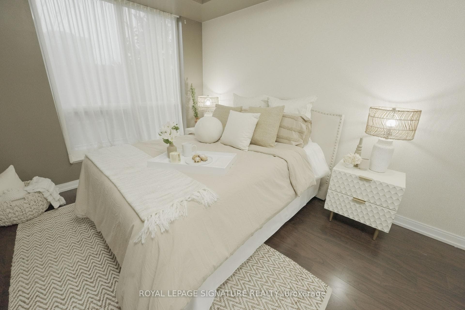 151 Village Green Square Unit 207 photo 13