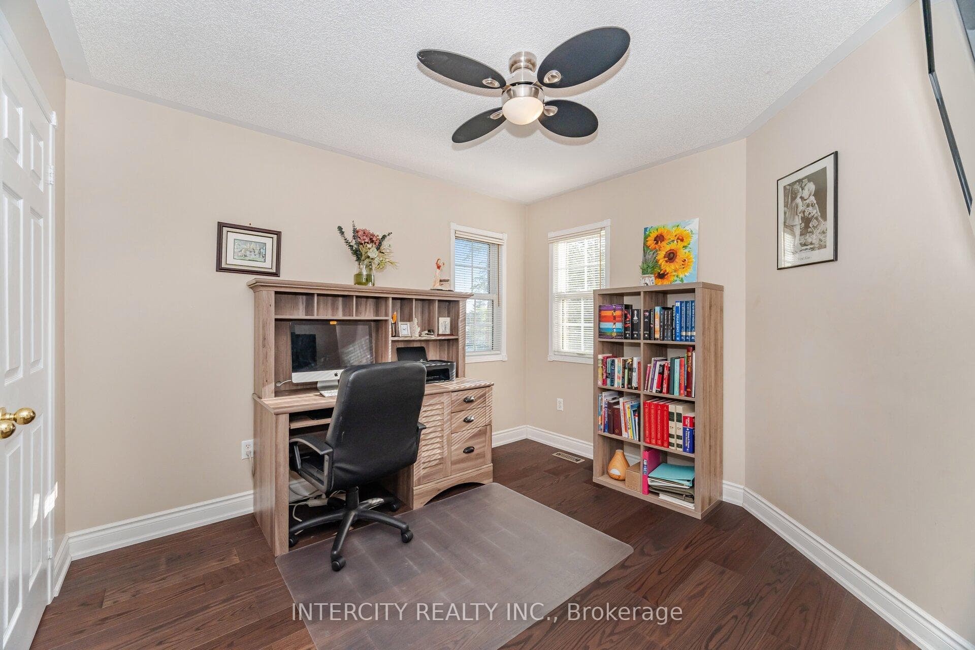 19 Aspenwood Trail photo 34