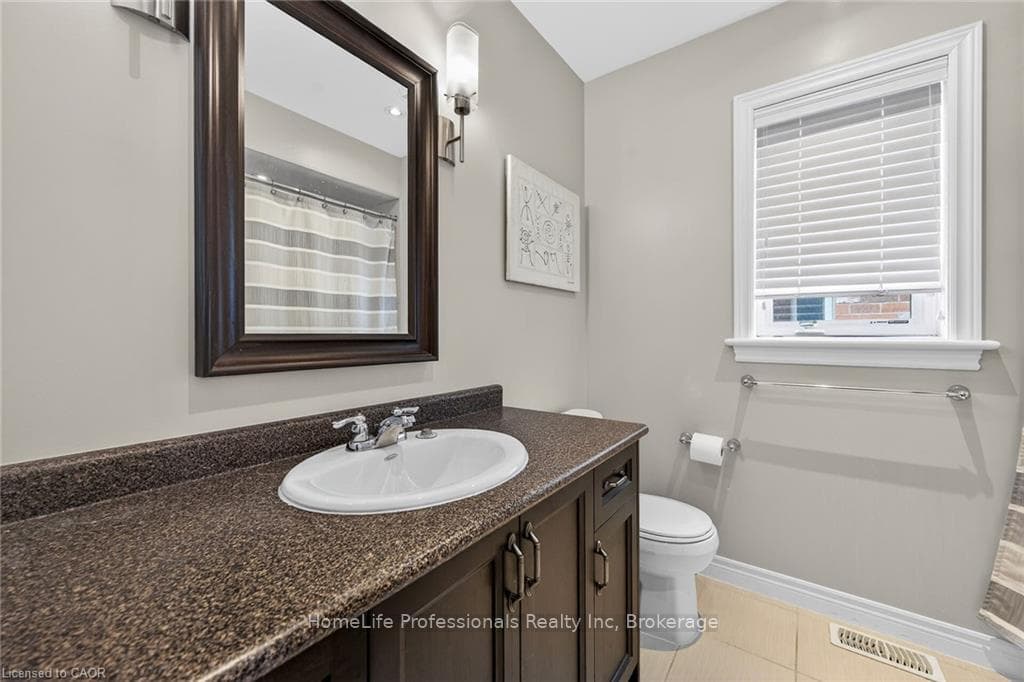 80 Summerberry Way photo 34