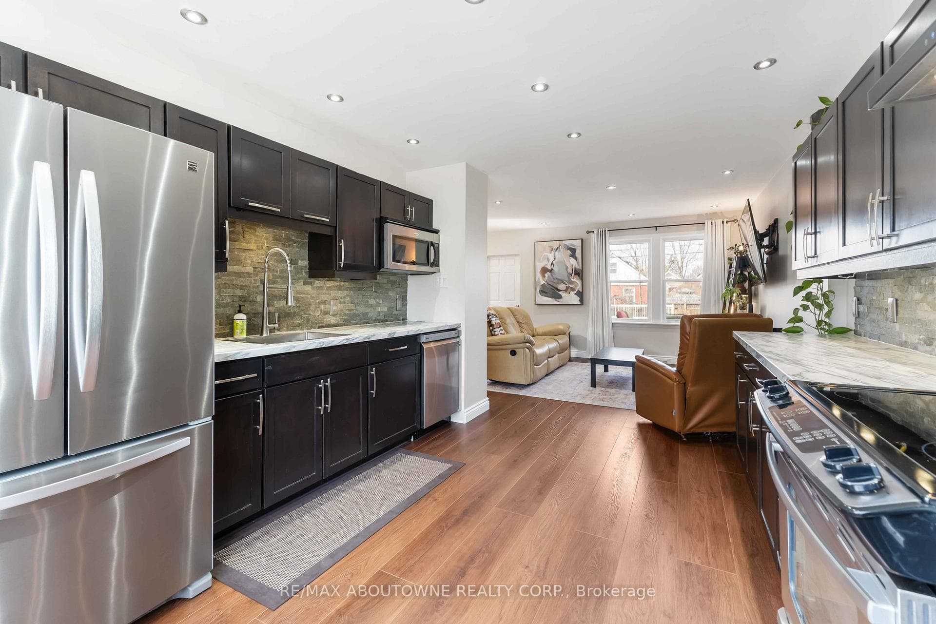 54 Weir Street photo 14