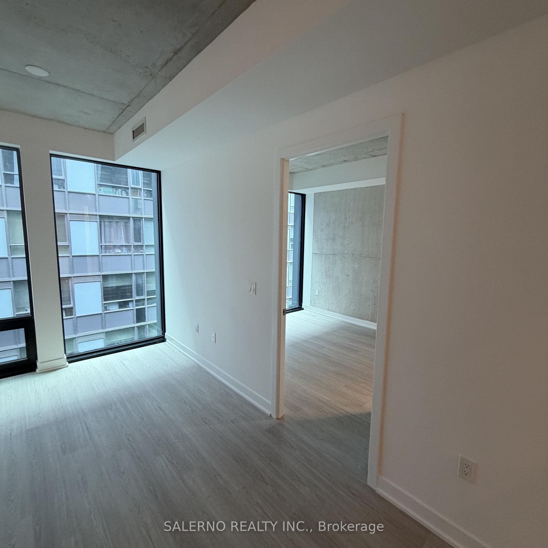 284 King Street Unit 607 photo 11
