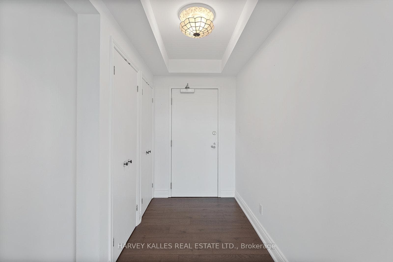 77 Avenue Road Unit 401 photo 6