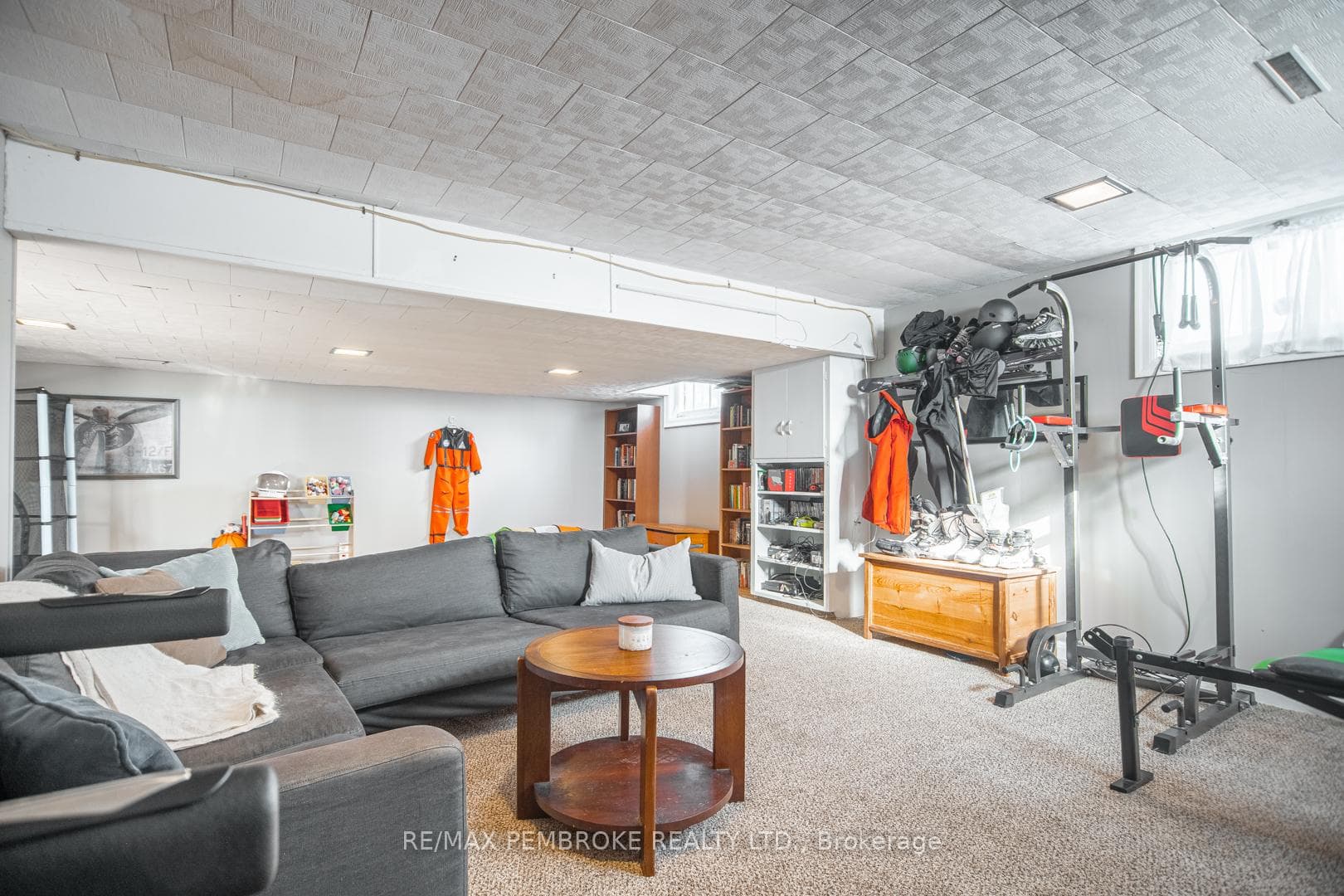 251 Broadview Drive photo 41