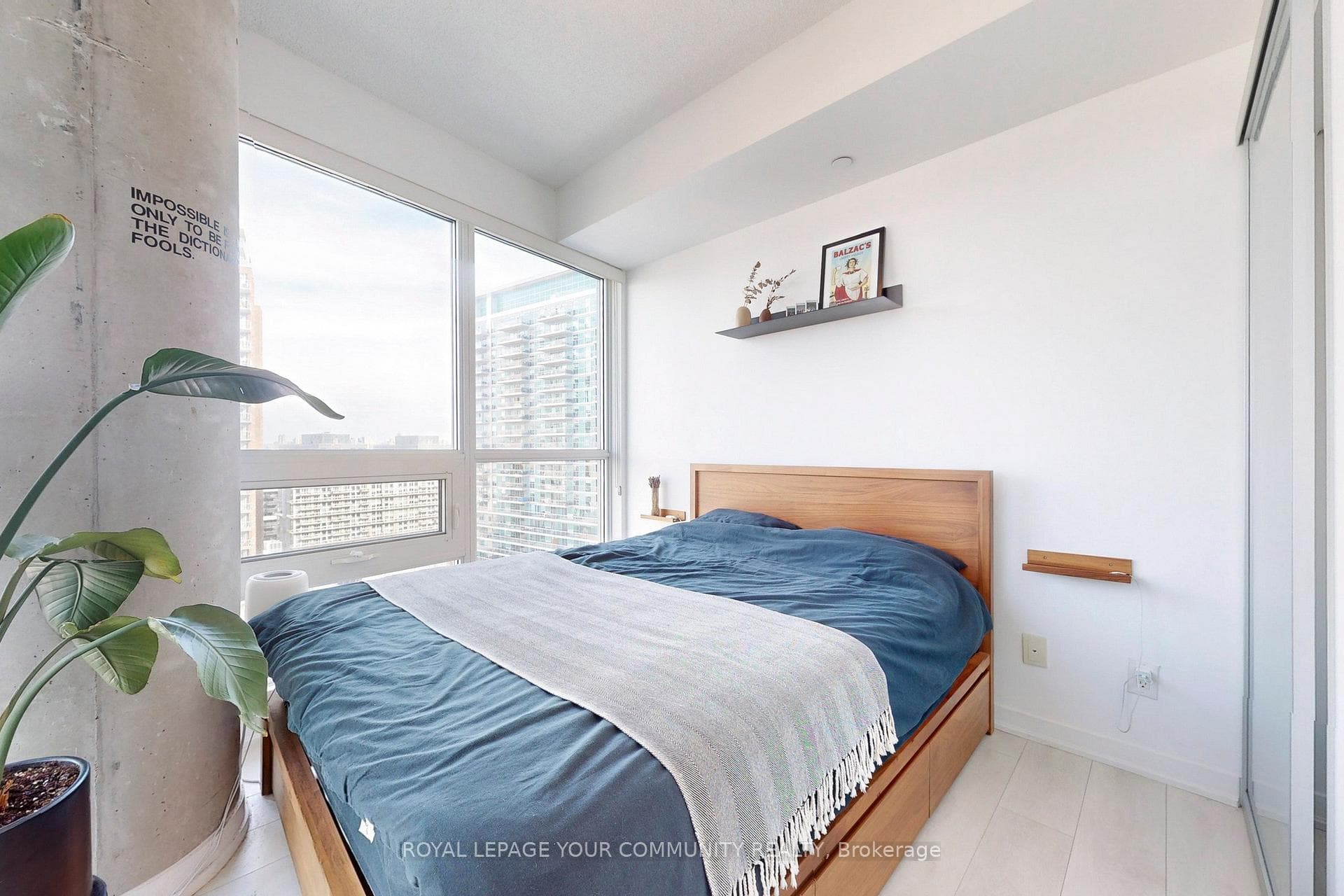 150 East Liberty Street Unit 1512 photo 14
