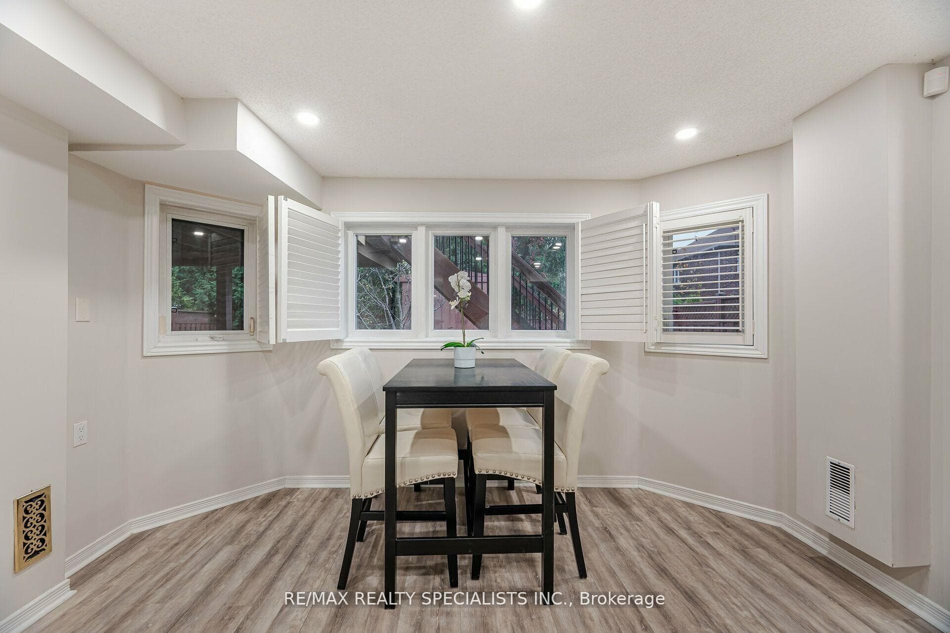 37 Harbourtown Crescent photo 30