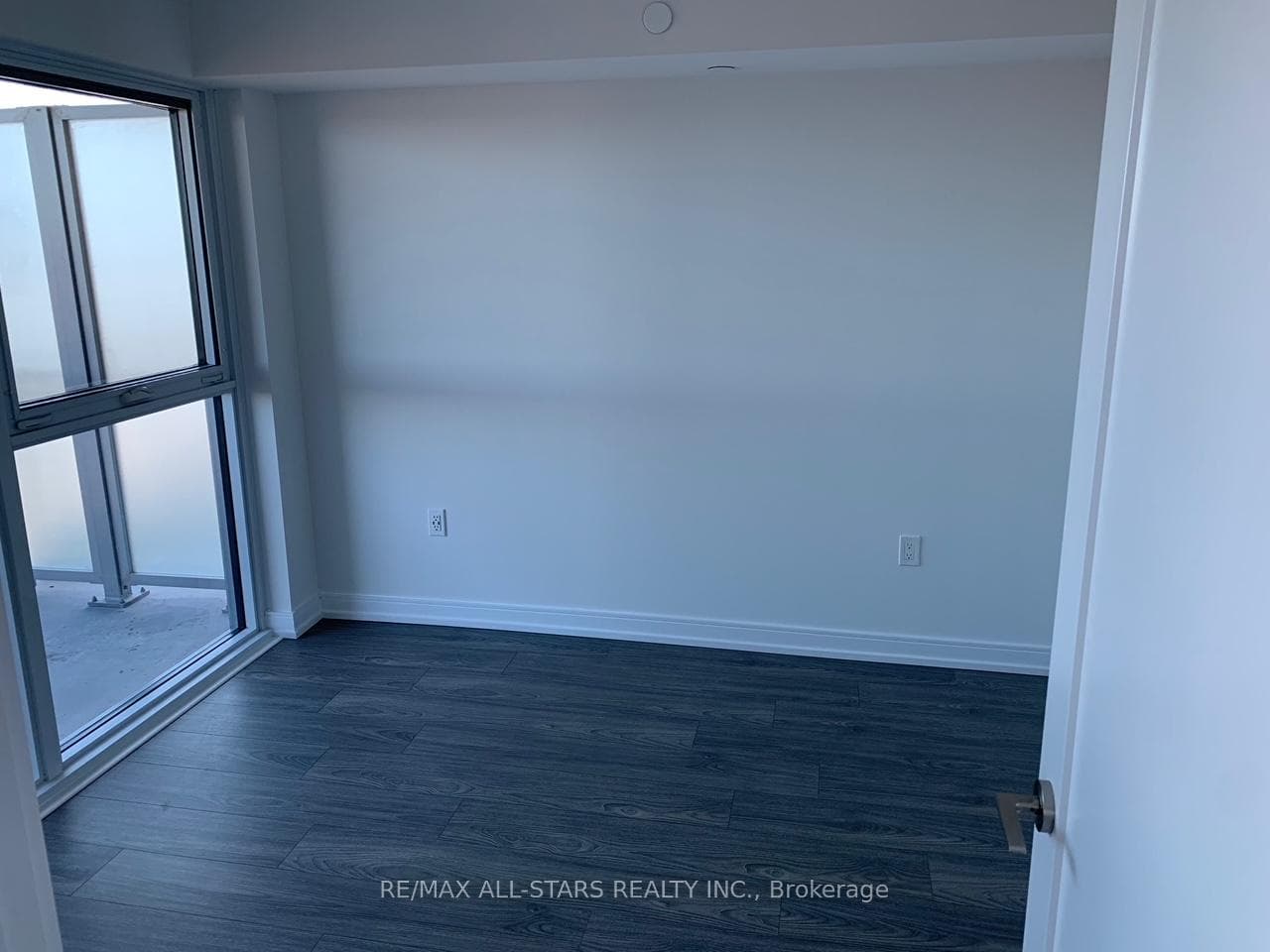 225 Village Green Square Unit 1601 photo 11