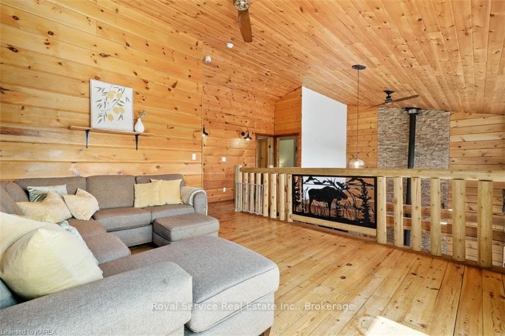 1040 A TURCOTTE Road photo 15