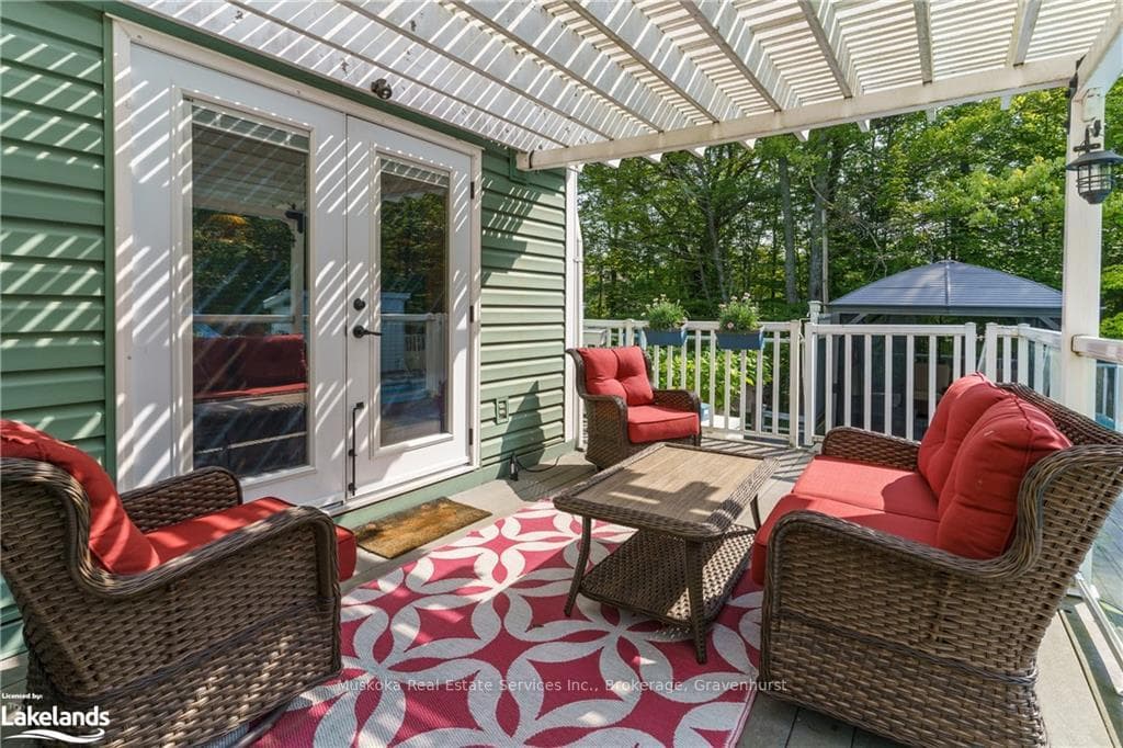 1051 BRYDONS BAY Road photo 22