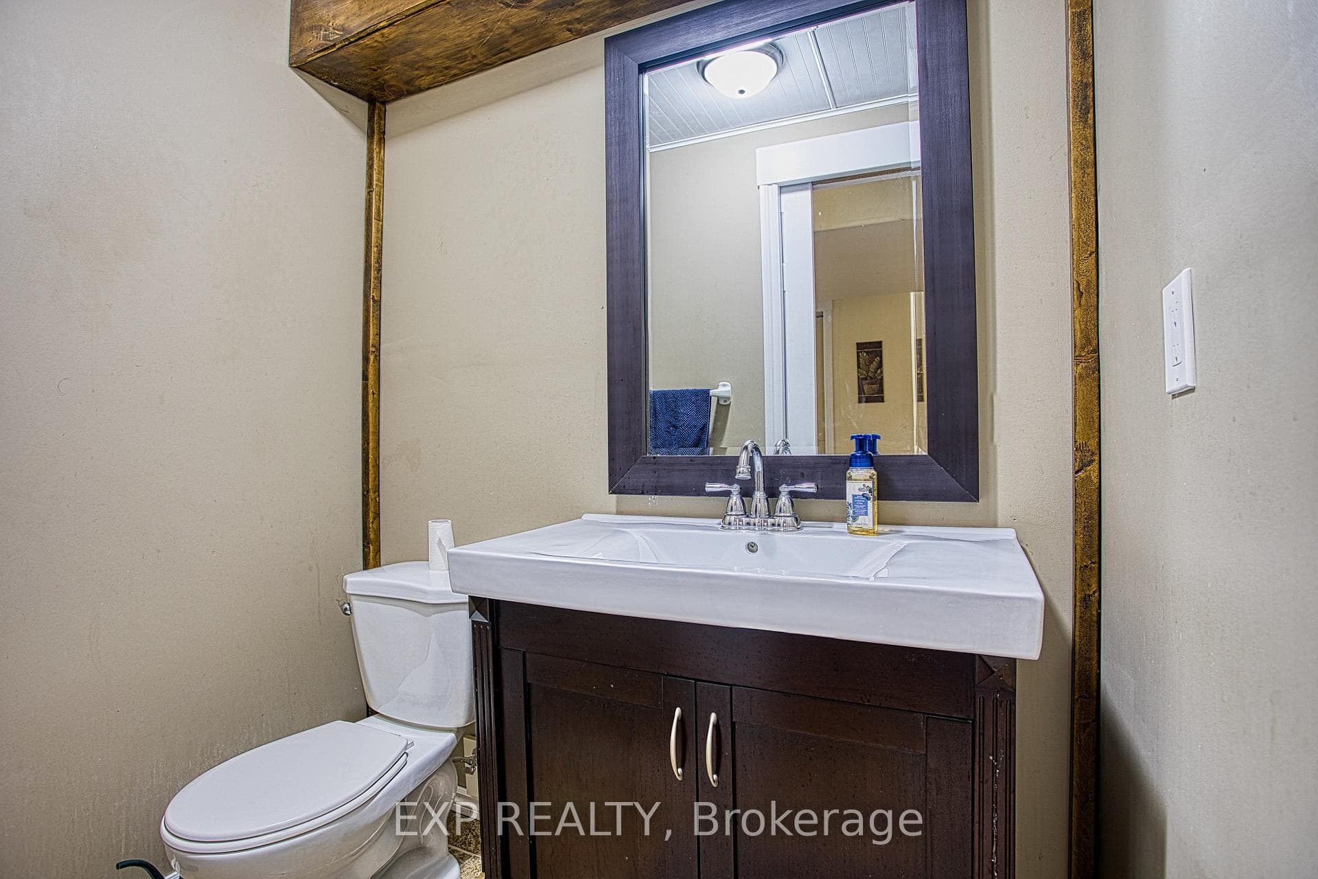 206 Springstead Avenue photo 30