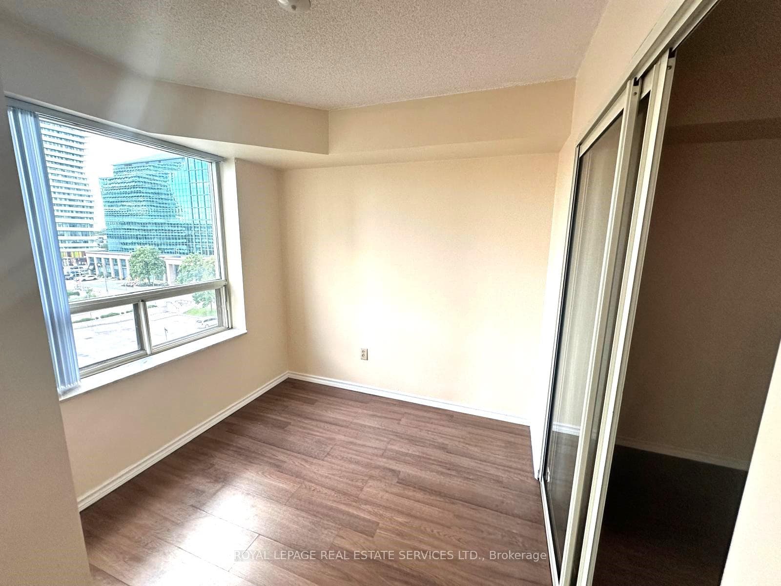 335 Webb Drive Unit 711 photo 9