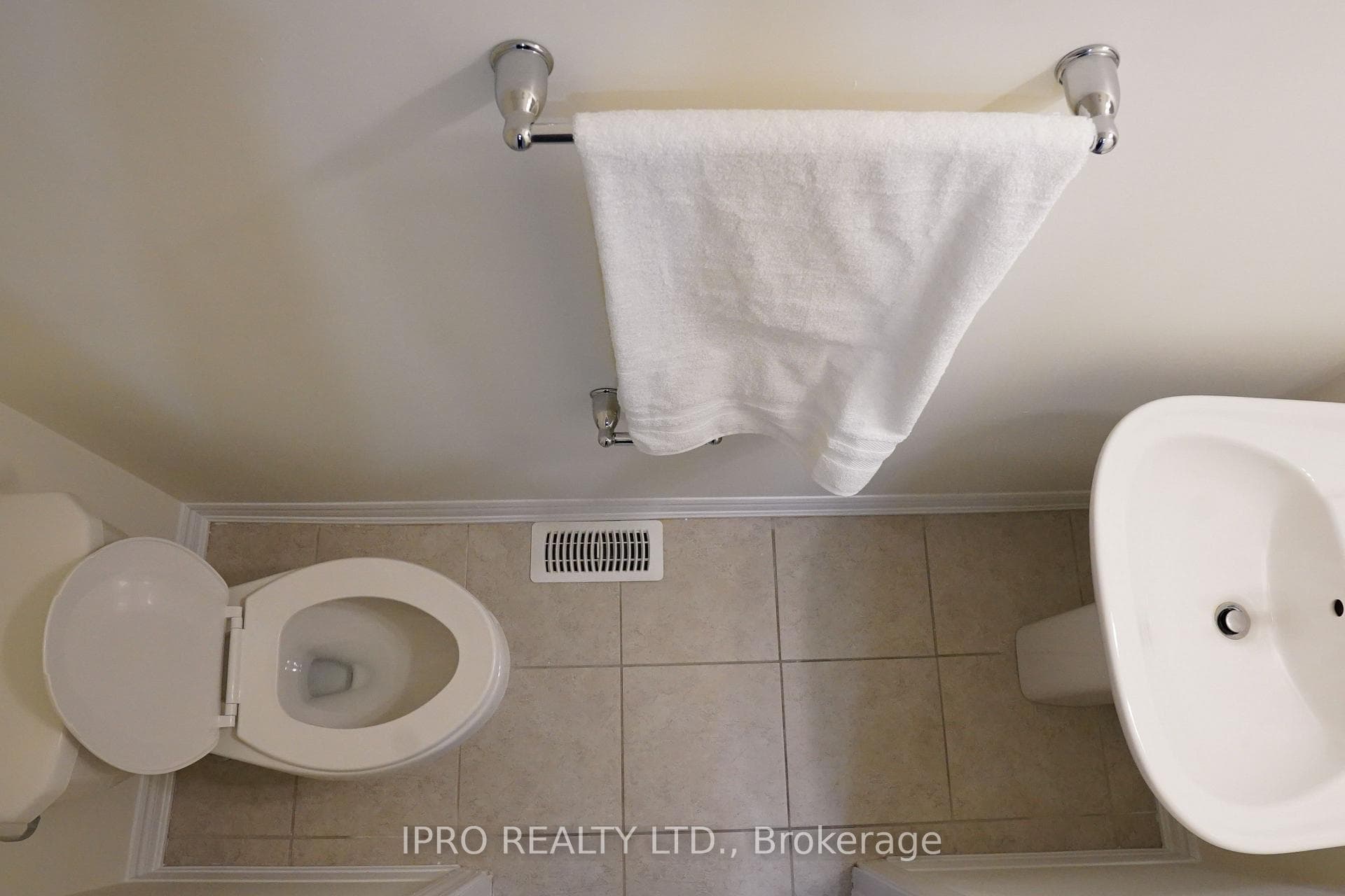 1245 Rose Way photo 11