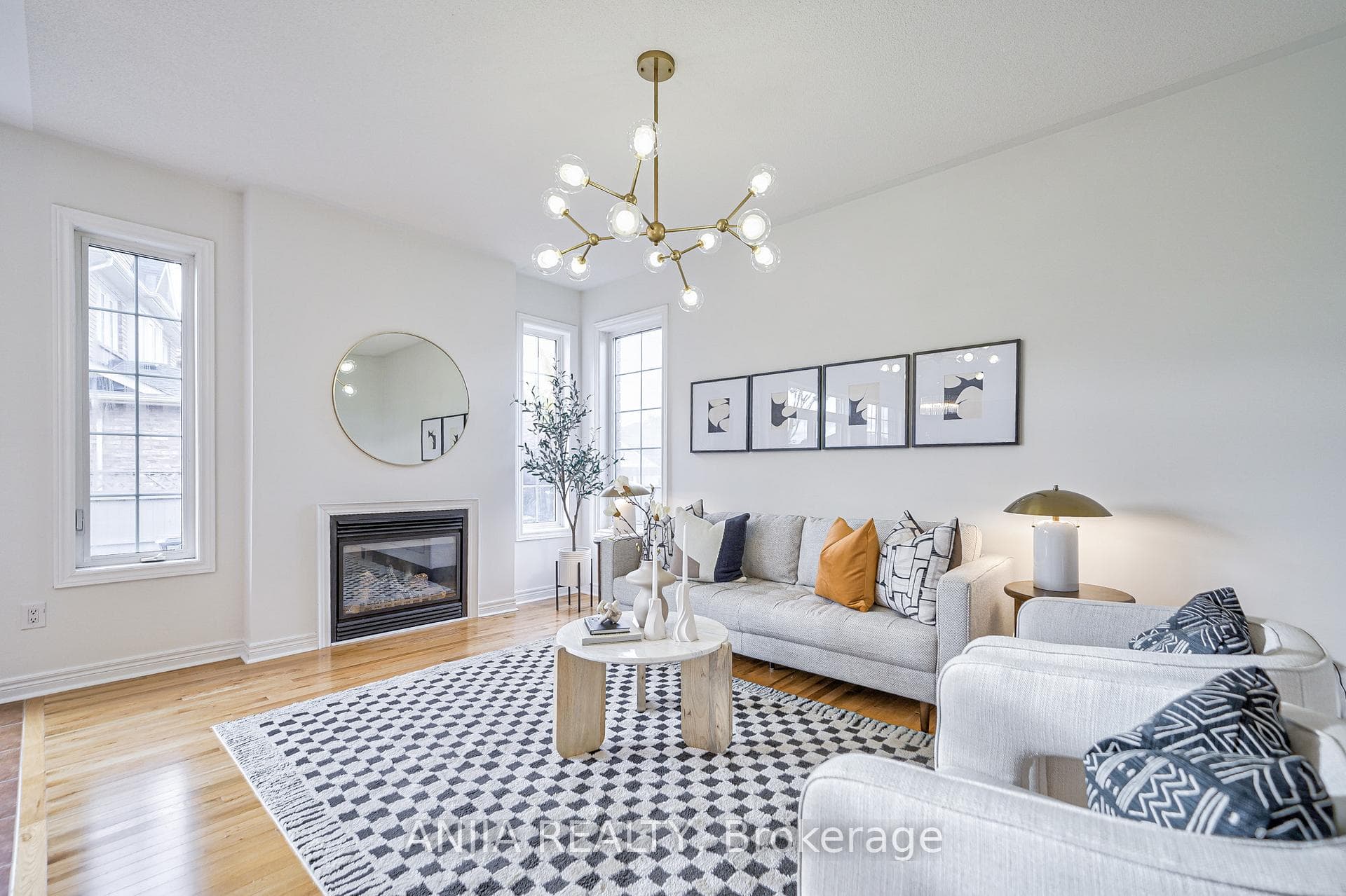 342 Williamson Road photo 13