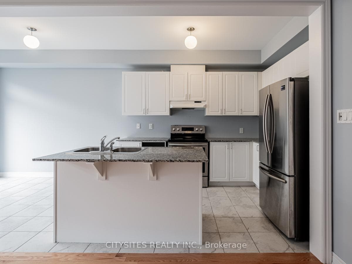 75 Farooq Boulevard photo 14