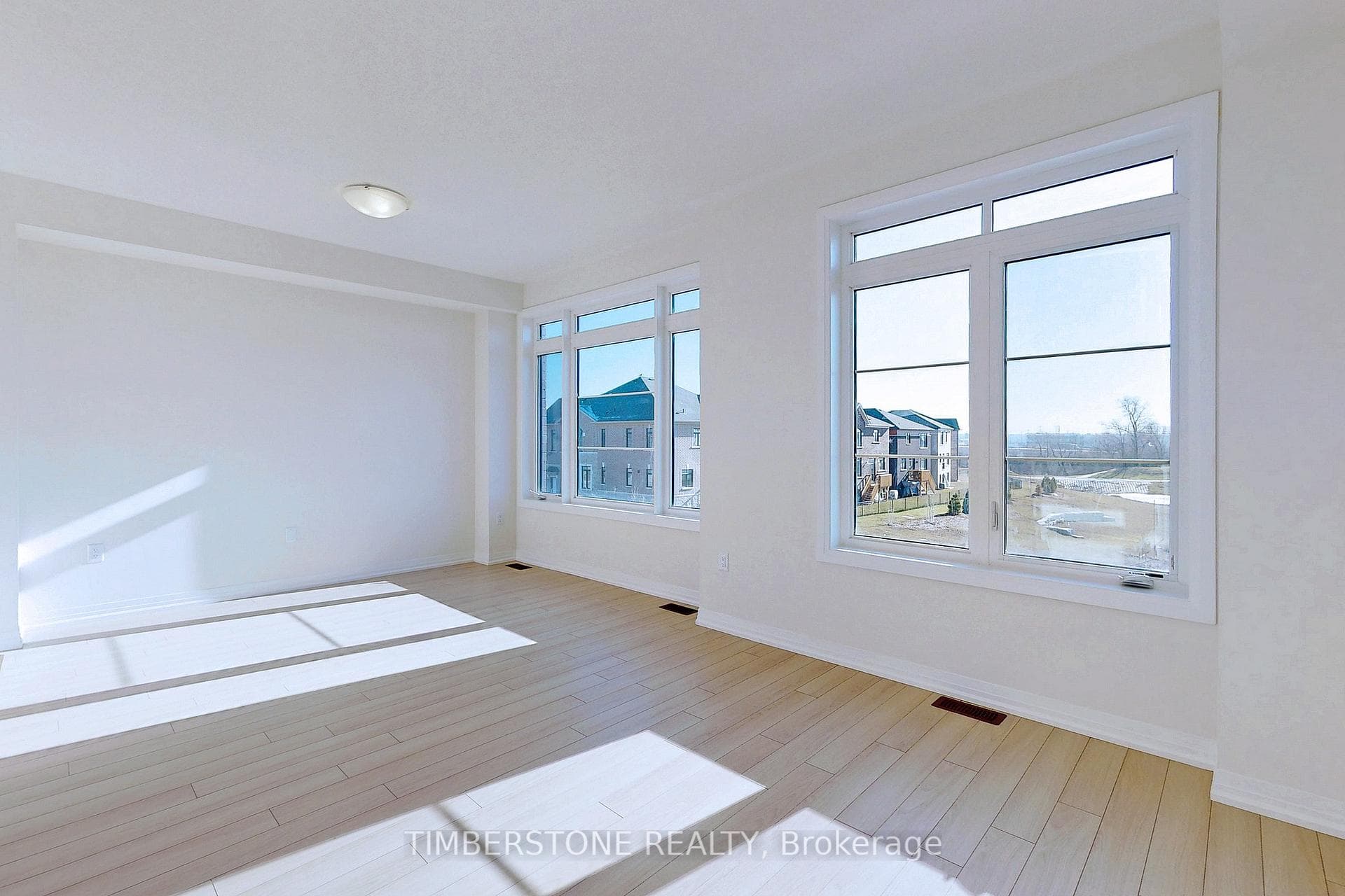 42 Skyridge Drive photo 10
