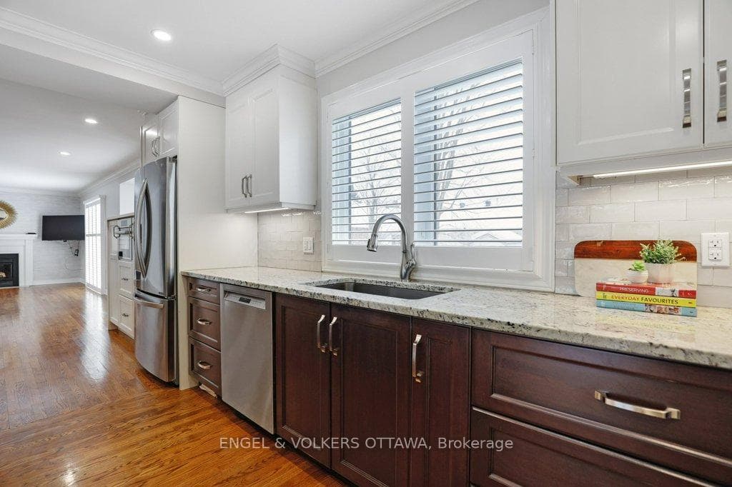 8 Mary Hill Crescent photo 15