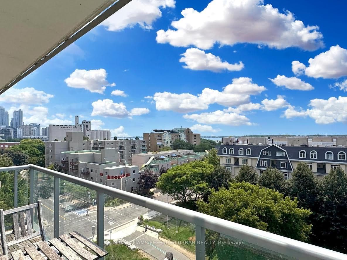 90 Stadium Road Unit 718 photo 15
