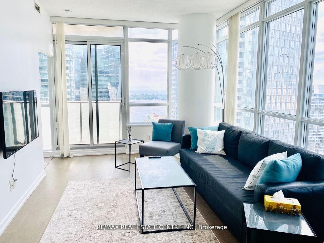55 Bremner Boulevard Unit 2610 photo 11