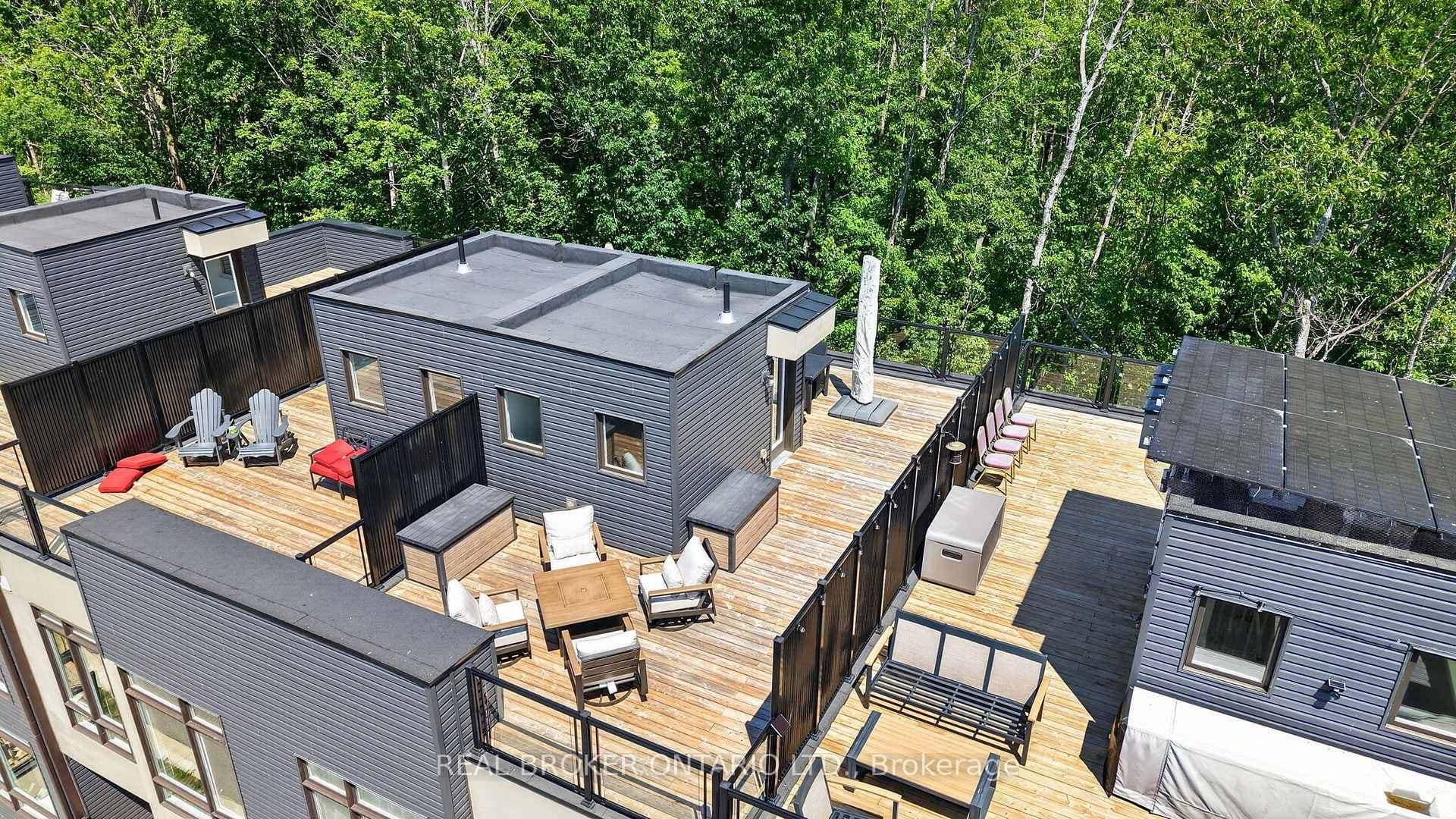 Toof top terrace