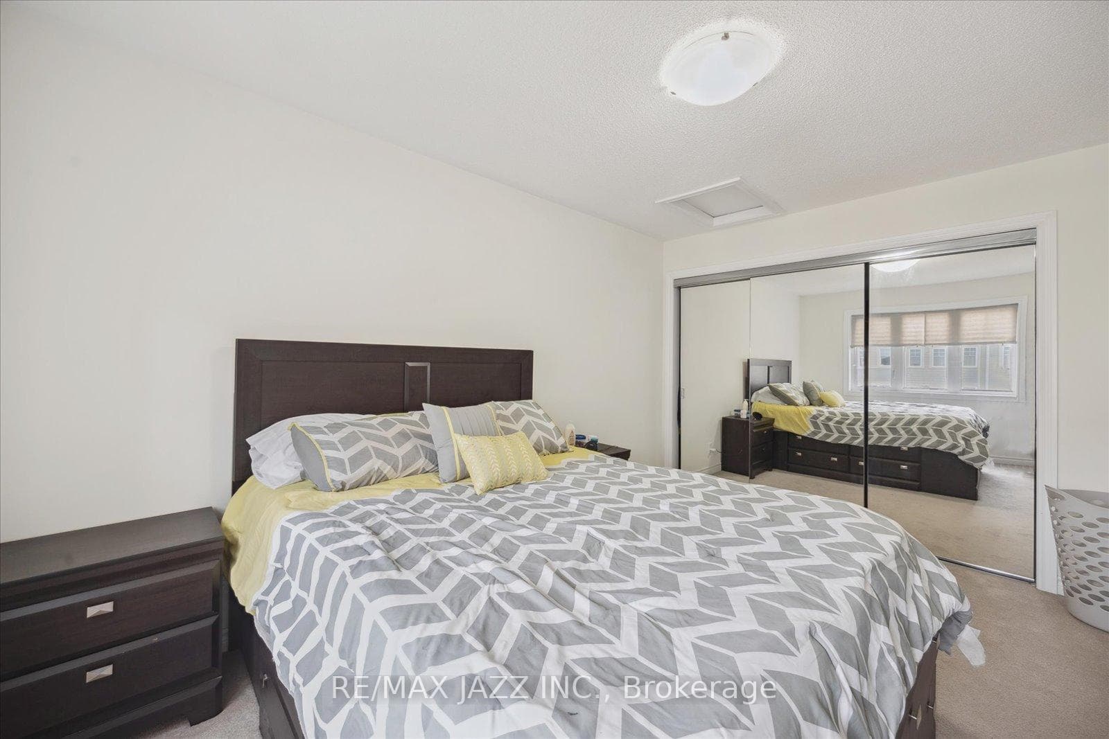 71 Far North Court photo 18