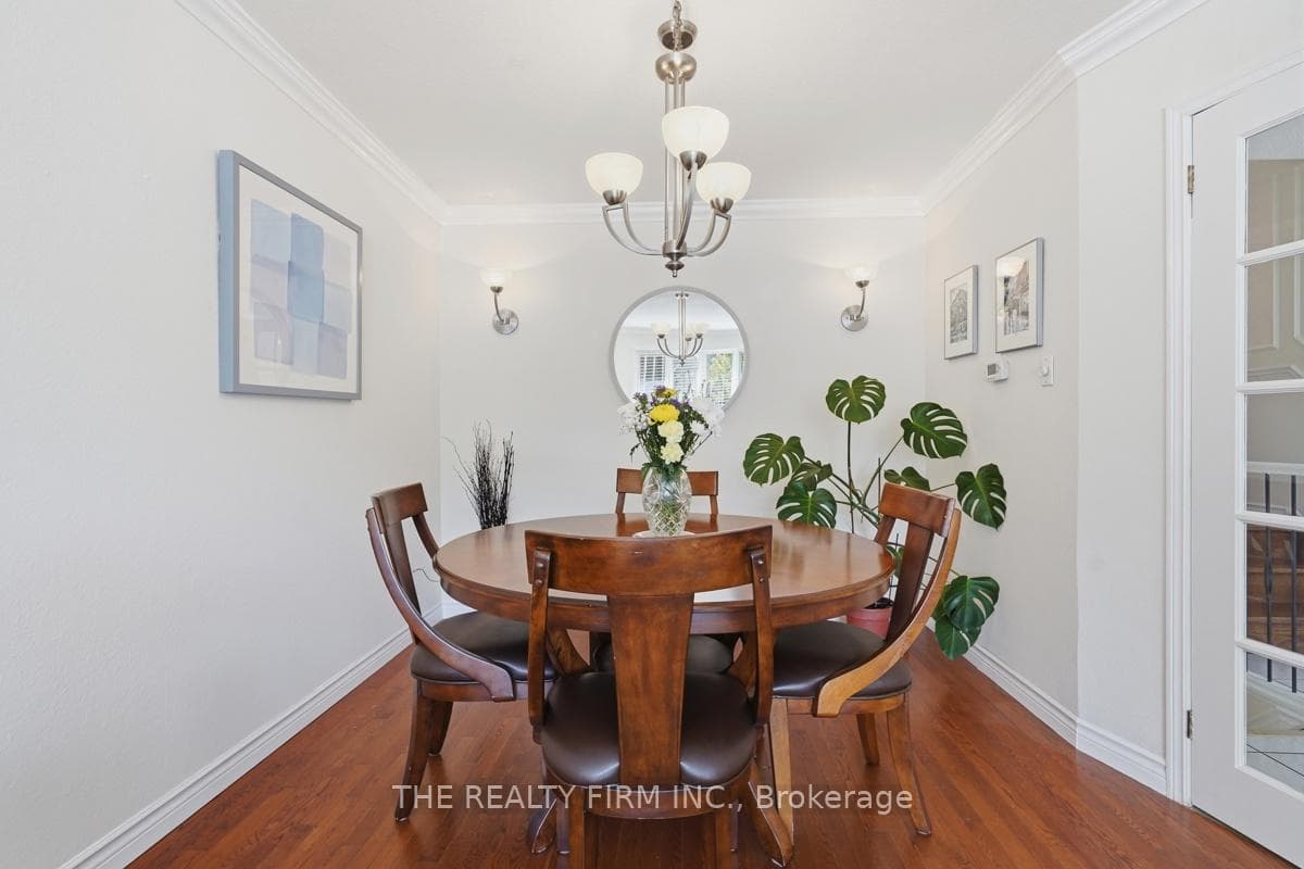43 Clara Crescent photo 11