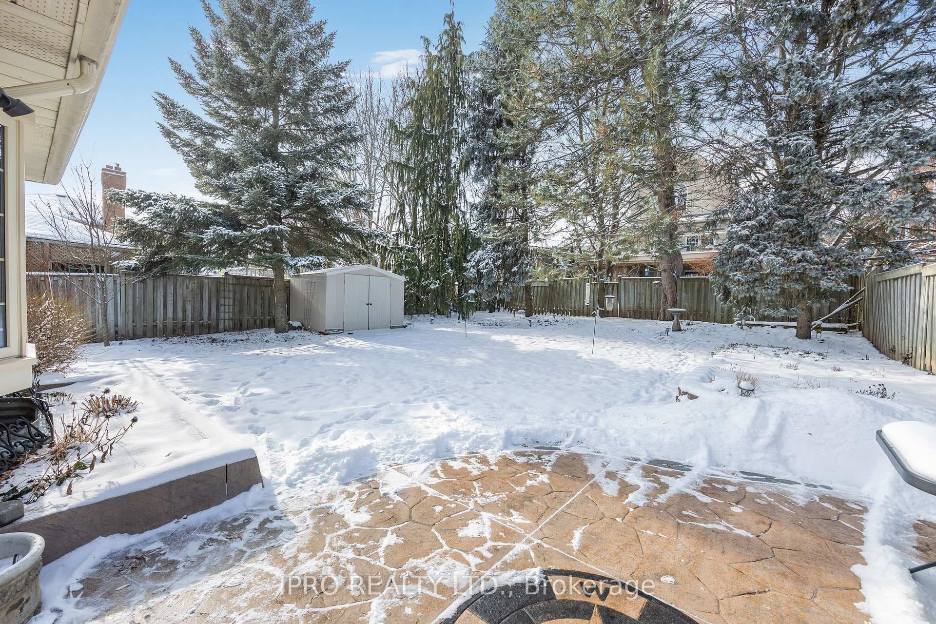 188 Melbourne Drive photo 33