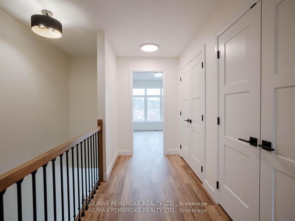 11 NORTHBROOK Street photo 20