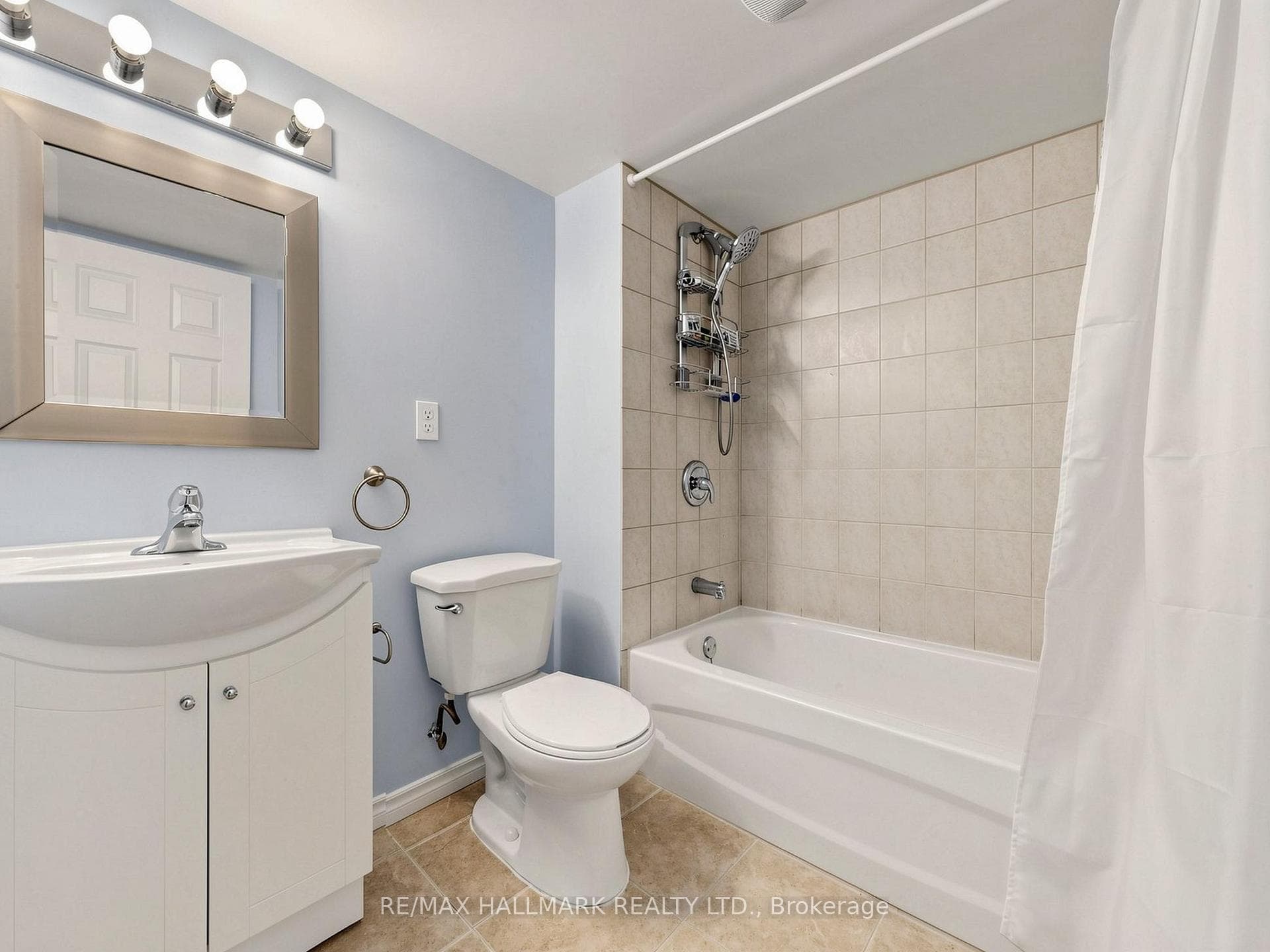 44 Venture Avenue photo 37