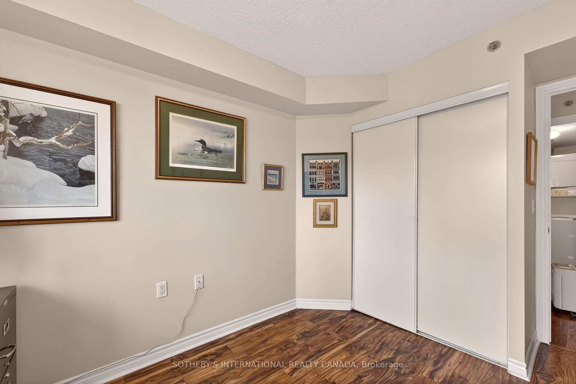 100 Burloak Drive Unit 2305 photo 30