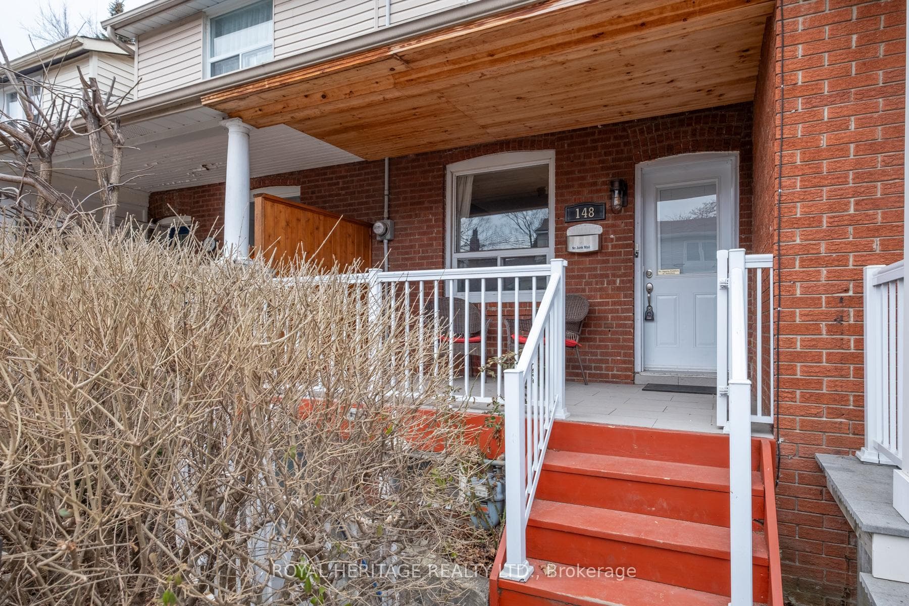 148 Silverthorn Avenue photo 1