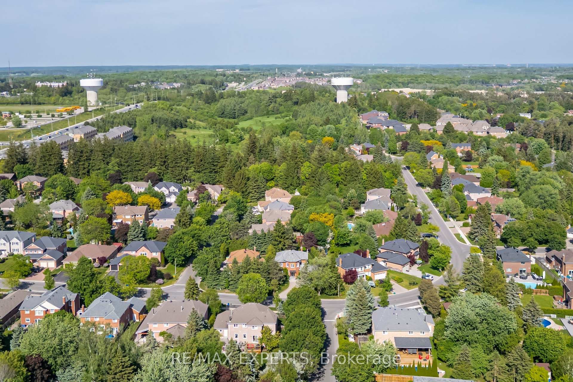 23 Bloomfield Trail photo 44