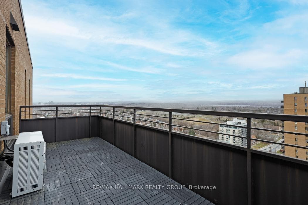 515 St Laurent Boulevard Unit 2509/10 photo 37