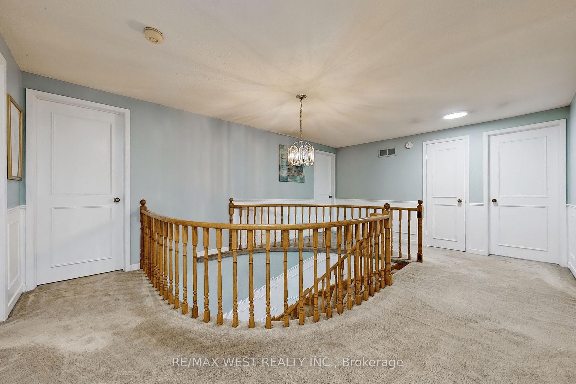 22 Dunvegan Drive photo 24