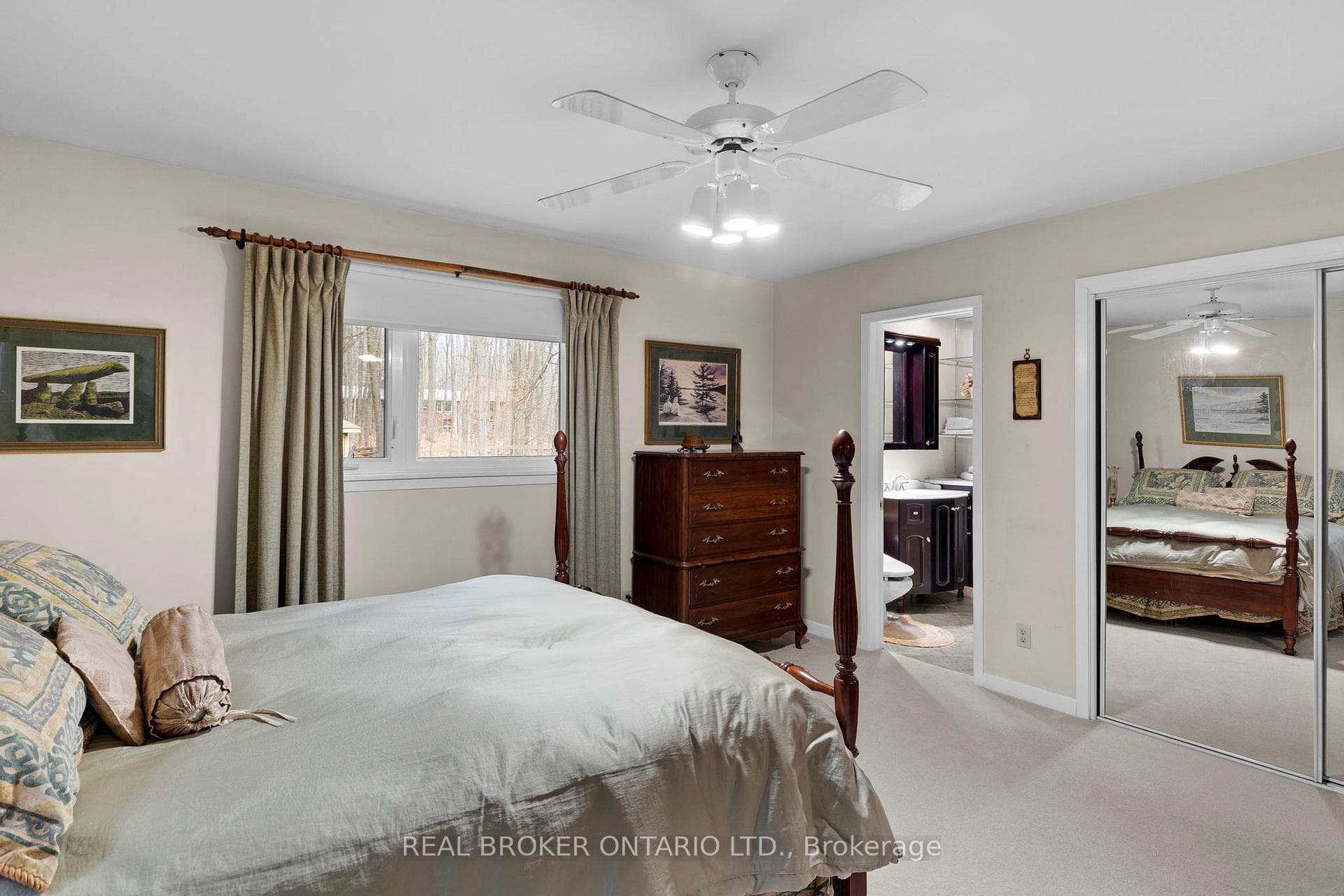 770 Portage Park Lane photo 17