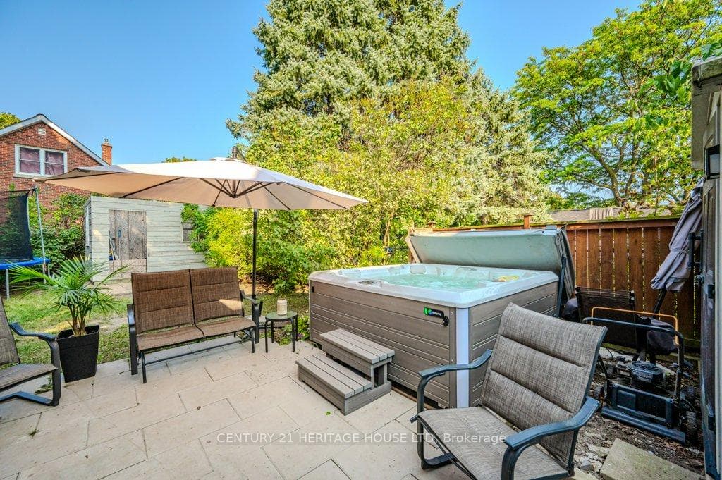 93 William Street photo 33