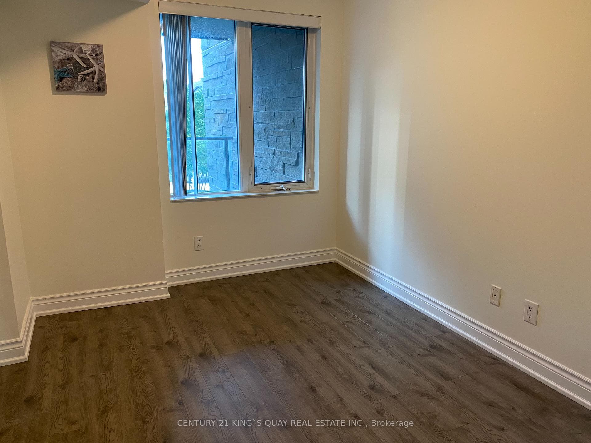 273 South Park Road Unit 217 photo 14