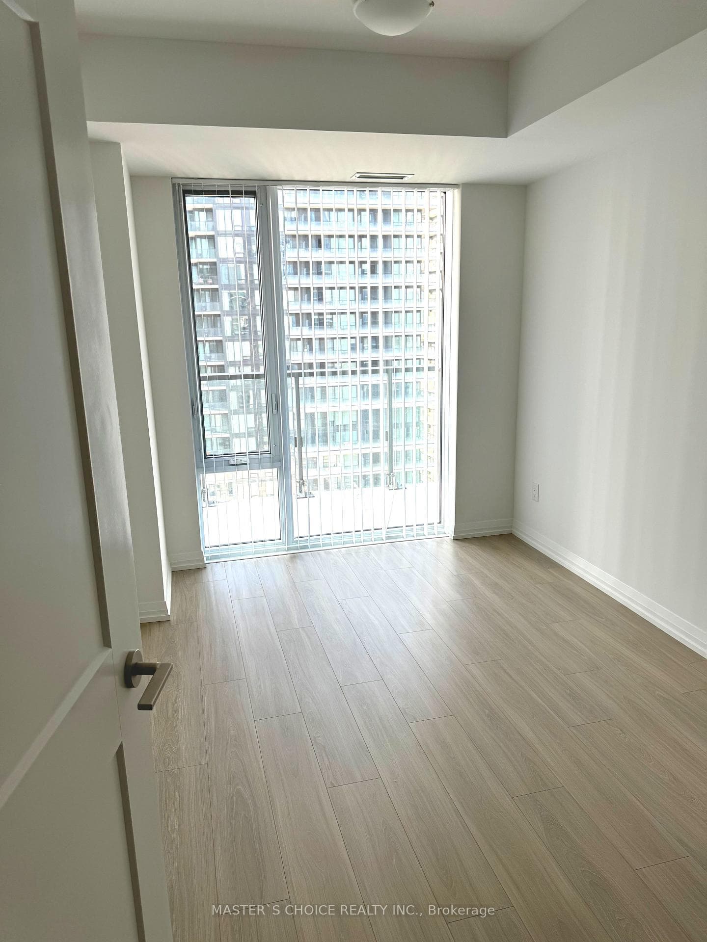 8 Widmer Street Unit 3511 photo 7