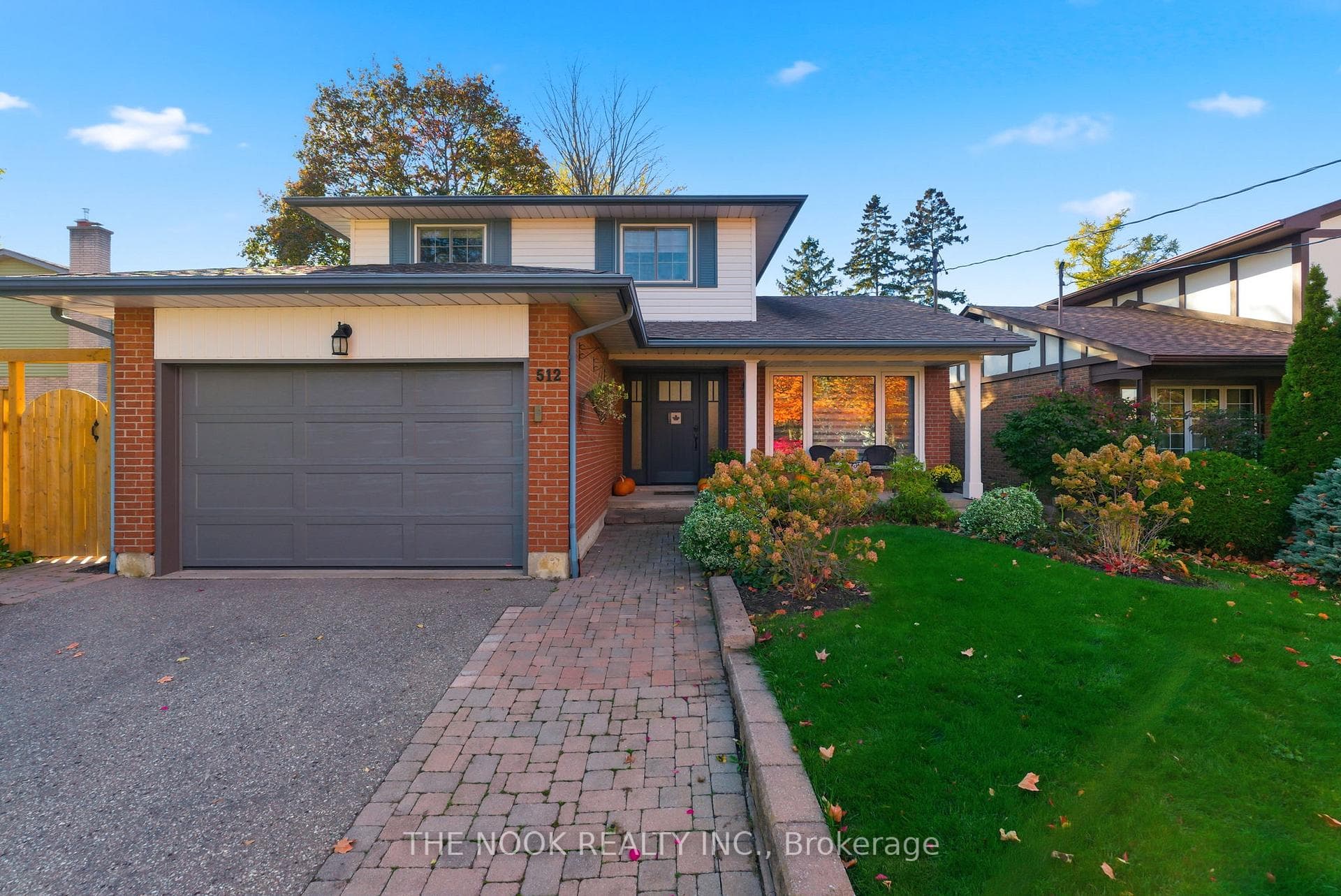 512 Athol Street photo 2