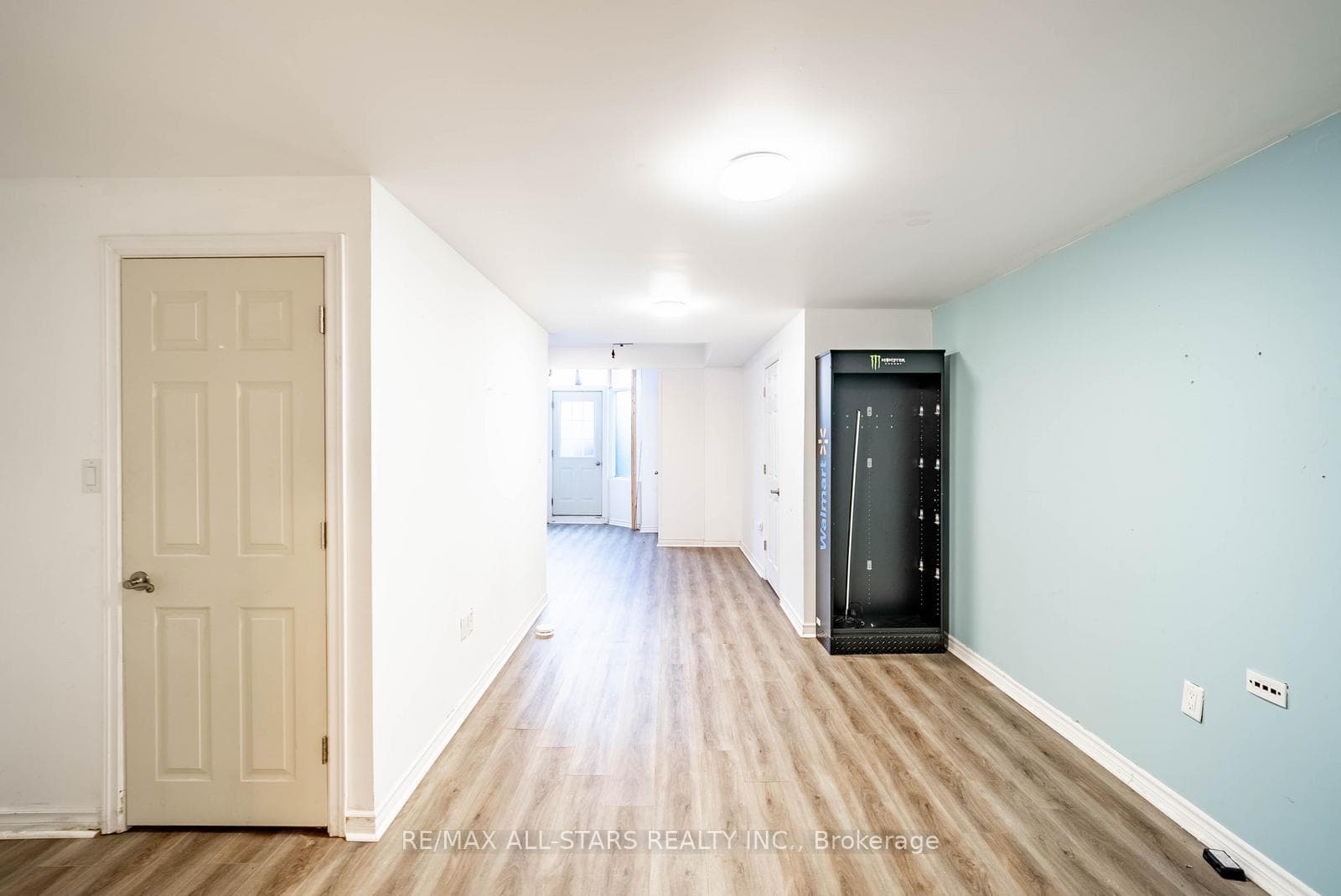 6395 Main Street Unit Main photo 29